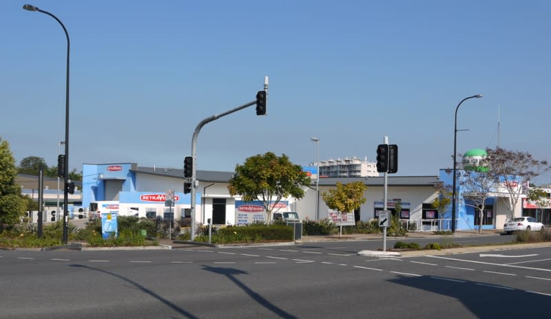 Click to view all images Margate QLD 4019 - Image 1