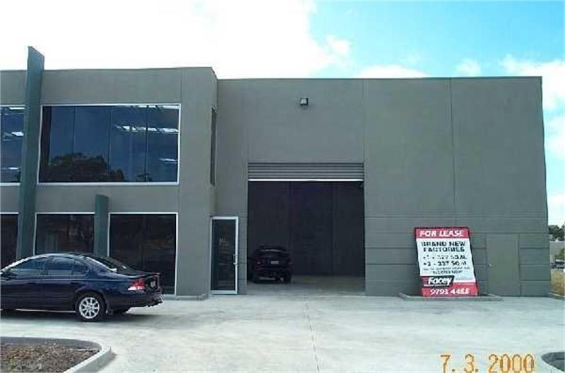 Click to view all images Unit 1, Lot 4 Micheal Street Pakenham VIC 3810 - Image 1