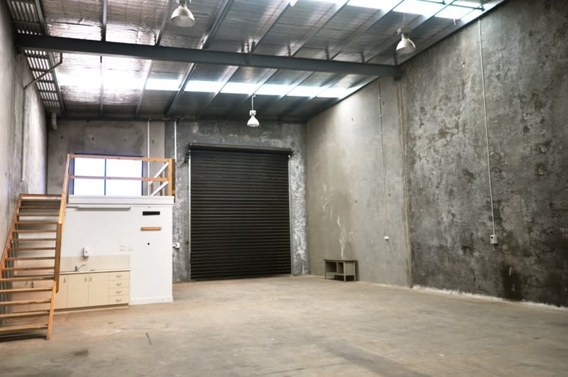 Click to view all images 4/5 Techno Park Drive Williamstown VIC 3016 - Image 3