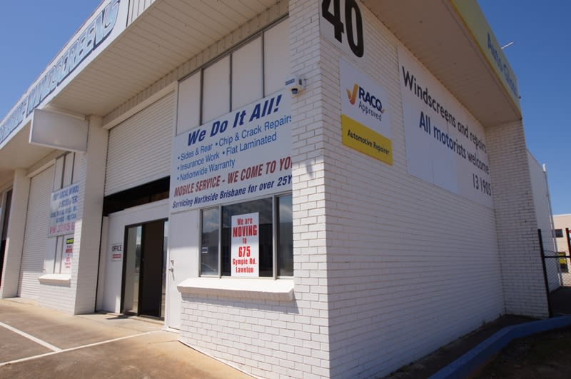Click to view all images Lawnton QLD 4501 - Image 1