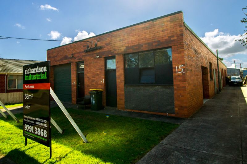Click to view all images 3/15 Moresby Avenue Seaford VIC 3198 - Image 1