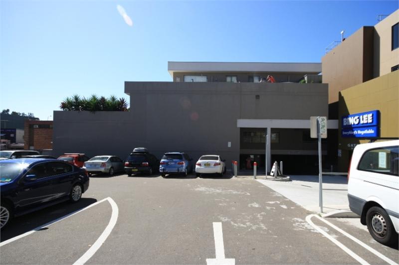 Click to view all images Mona Vale NSW 2103 - Image 2