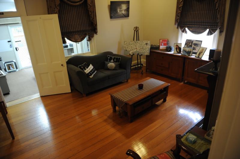 Click to view all images 27 Hill Street Camden NSW 2570 - Image 3