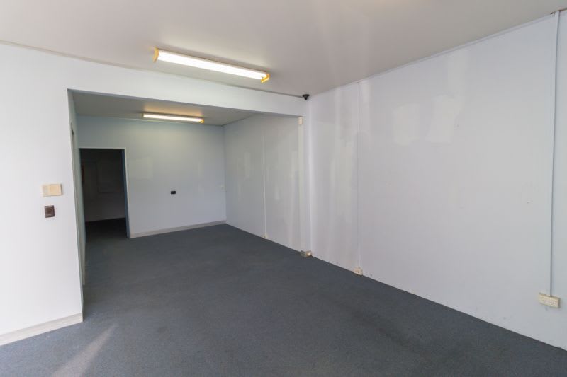 Click to view all images 32/260 Wickham Road Moorabbin VIC 3189 - Image 2