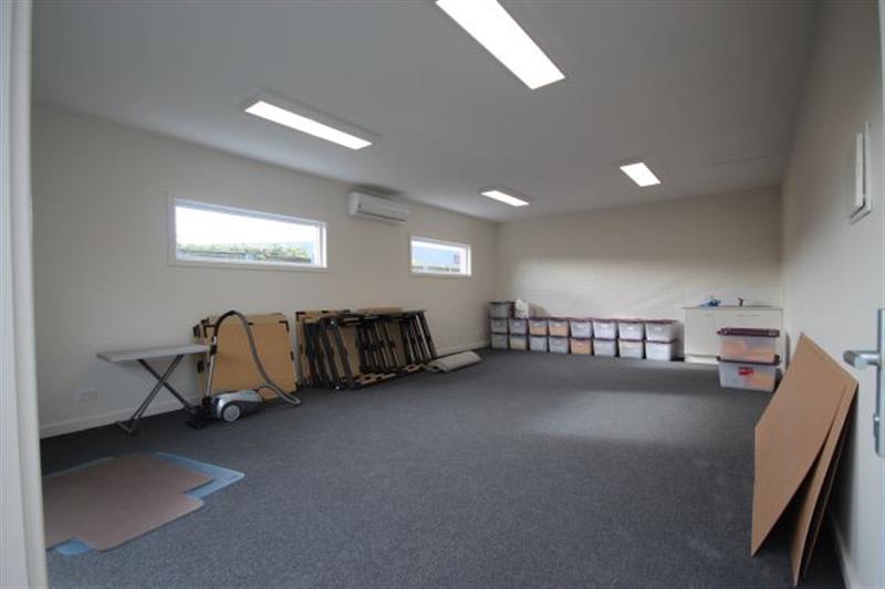 Click to view all images 1057 Lemon Tree Passage Rd Tanilba Bay NSW 2319 - Image 3