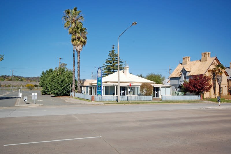Click to view all images 540 Young Street Albury NSW 2640 - Image 1