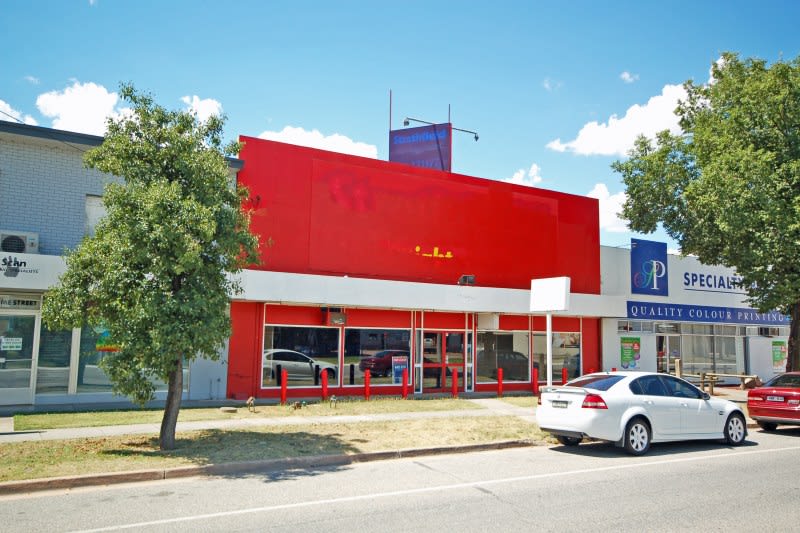 Click to view all images 556 Hume Street Albury NSW 2640 - Image 1