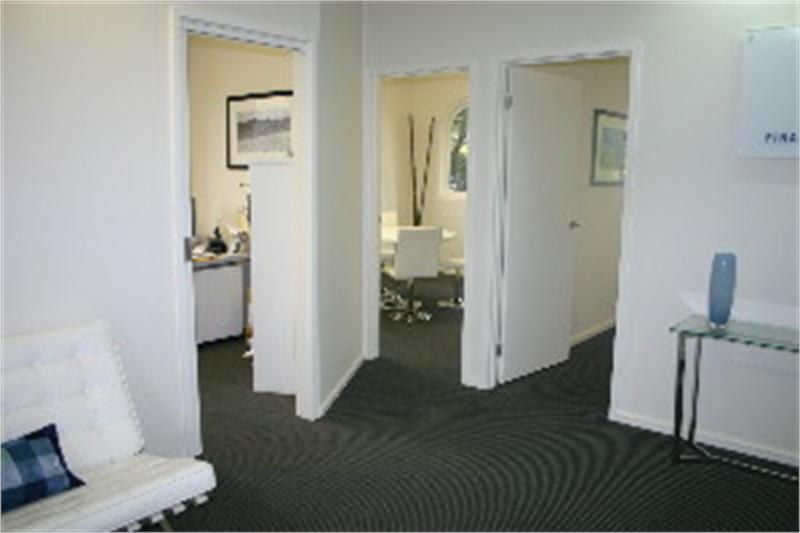 Click to view all images 12/22-28 Fitzroy Street St Kilda VIC 3182 - Image 3