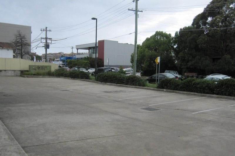Click to view all images 2/23-27 Second Avenue Blacktown NSW 2148 - Image 2