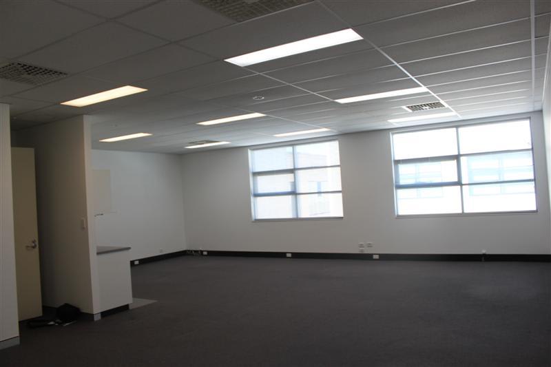 Click to view all images 10/105A Vanessa Street Kingsgrove NSW 2208 - Image 2