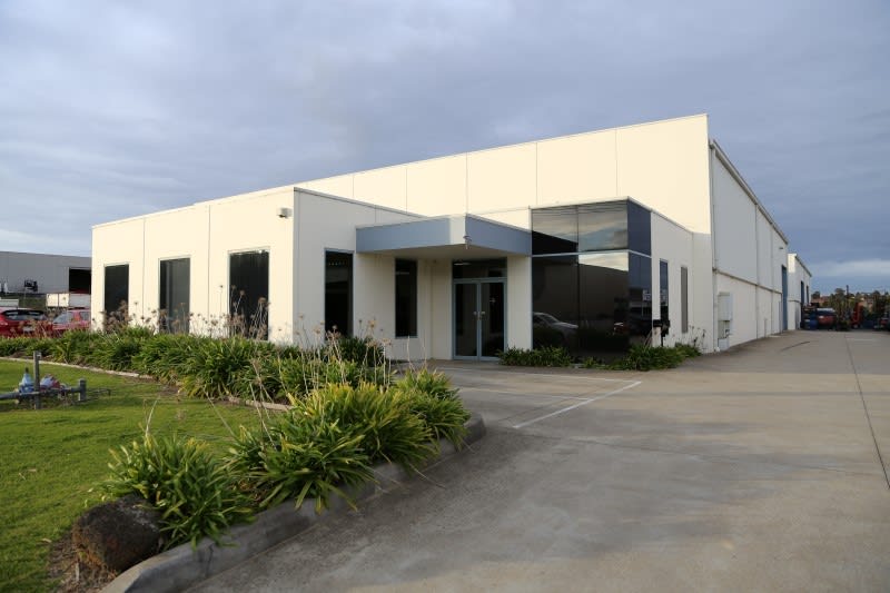 Click to view all images 1/75 Star Crescent Hallam VIC 3803 - Image 1