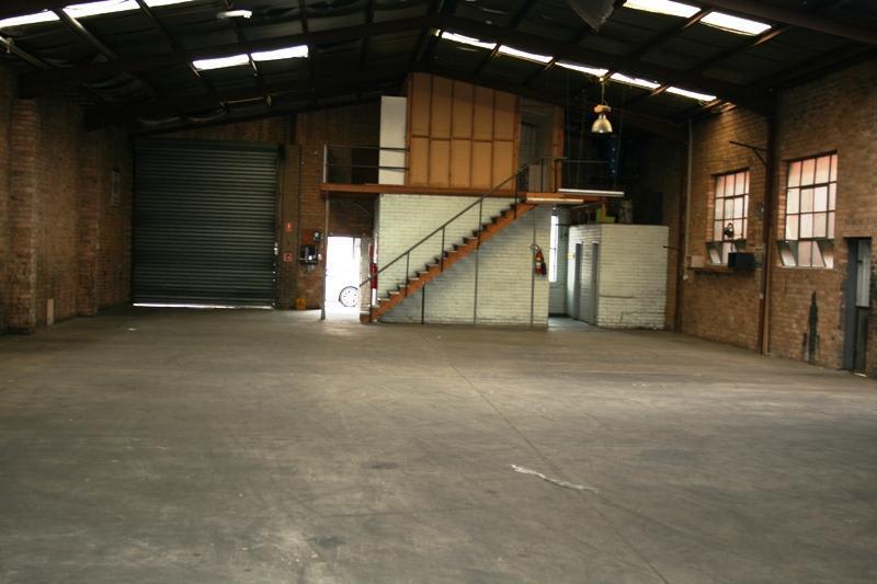 Click to view all images 57 Kolora Road Heidelberg West VIC 3081 - Image 3