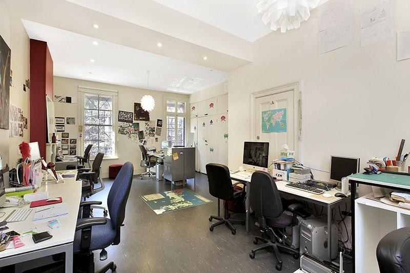Click to view all images 133 Dowling Street Woolloomooloo NSW 2011 - Image 2