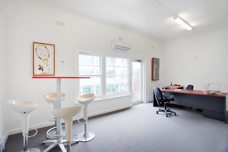 Click to view all images 144a Cotham Road Kew VIC 3101 - Image 2