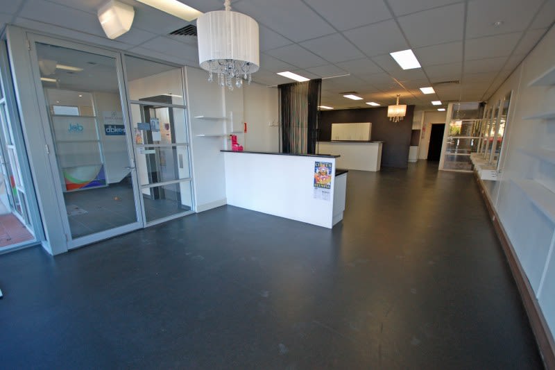 Click to view all images 1/103 Hume Street Wodonga VIC 3690 - Image 3