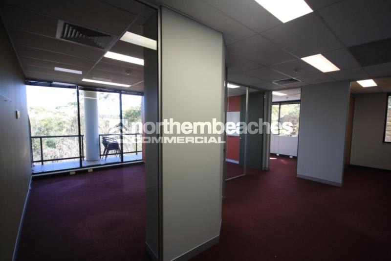 Click to view all images Belrose NSW 2085 - Image 2