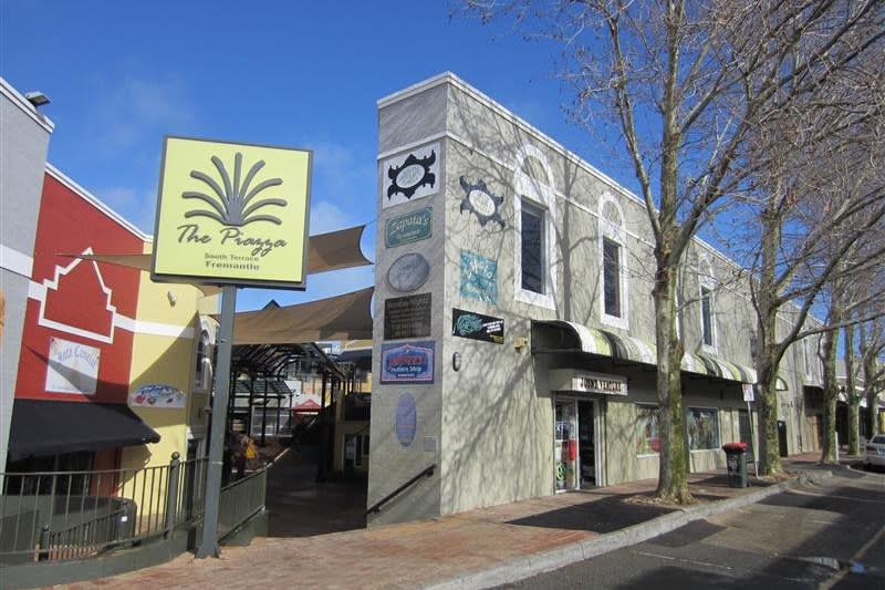 Click to view all images 26/35 William Street Fremantle WA 6160 - Image 3