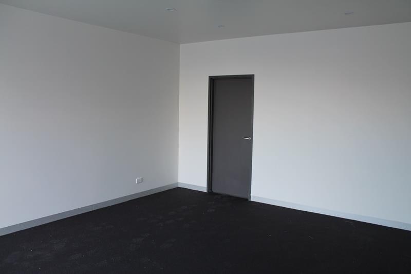 Click to view all images Unit 17/191-195 Greens Road Dandenong VIC 3175 - Image 3