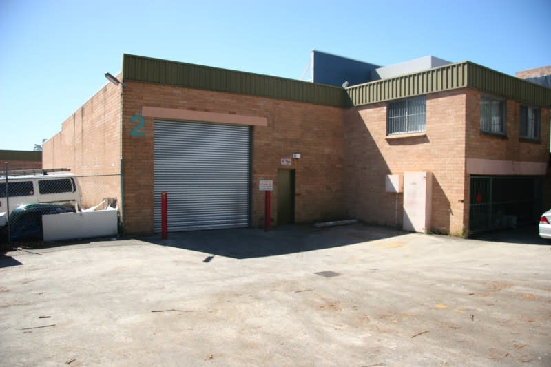 Click to view all images 2/5-7 Ethel Road Kirrawee NSW 2232 - Image 1