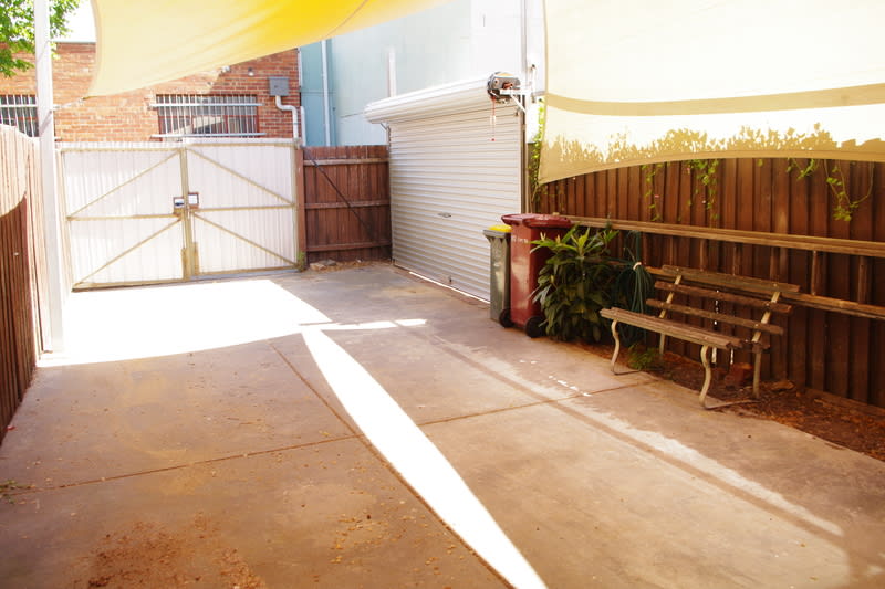 Click to view all images 532 City Road South Melbourne VIC 3205 - Image 3