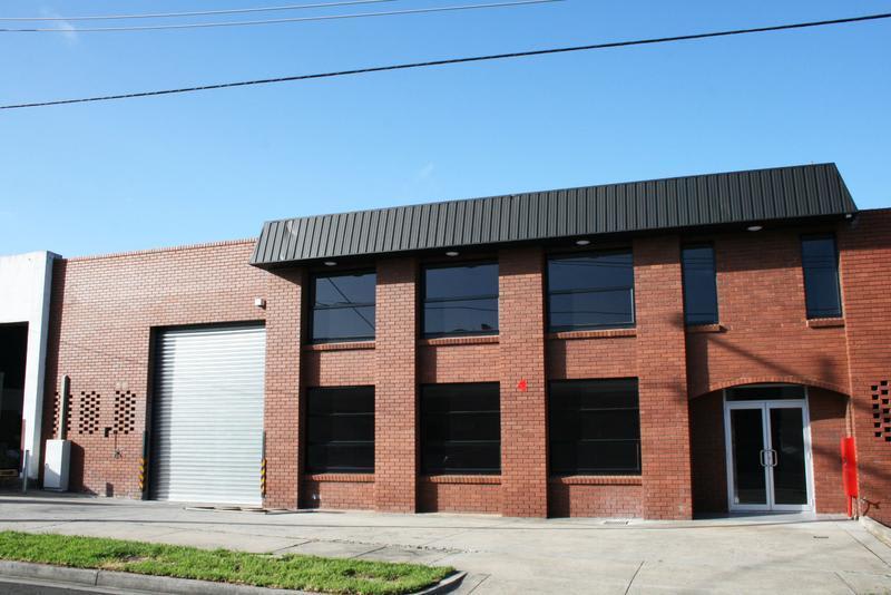 Click to view all images 4 Trent Street Moorabbin VIC 3189 - Image 1