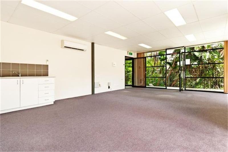 Click to view all images Cromer NSW 2099 - Image 1