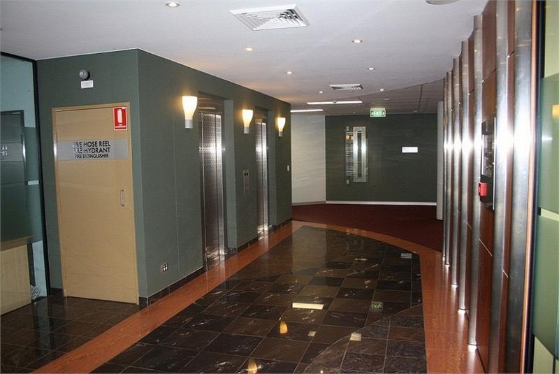 Click to view all images Belrose NSW 2085 - Image 3