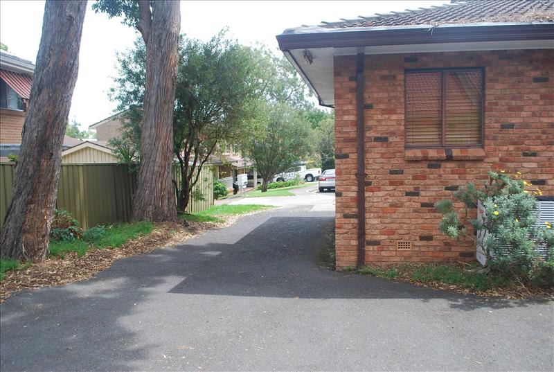 Click to view all images 2 Gibbs Street Miranda NSW 2228 - Image 3