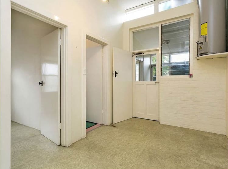 Click to view all images 411 Henley Beach Road Brooklyn Park SA 5032 - Image 3