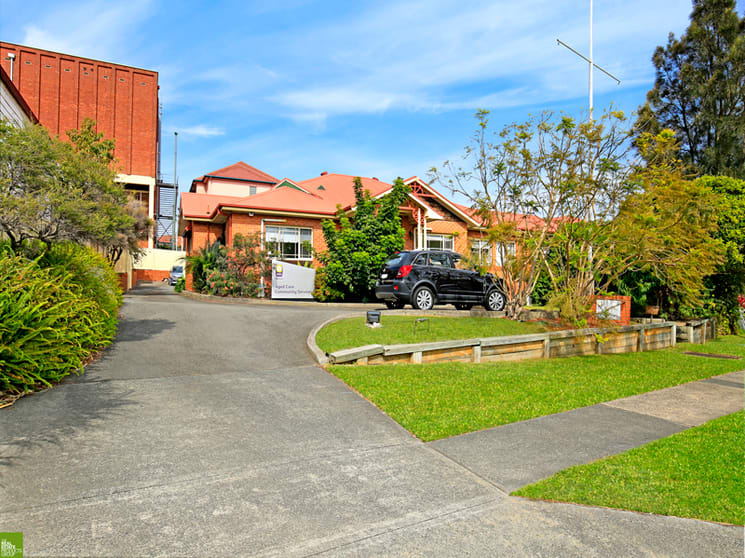 Click to view all images 11 Military Road Port Kembla NSW 2505 - Image 2