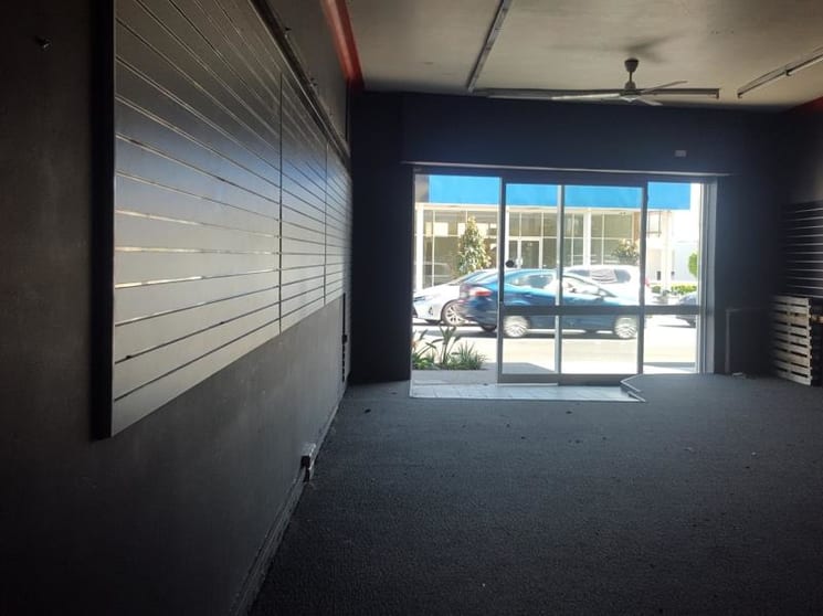 Click to view all images Alderley QLD 4051 - Image 2