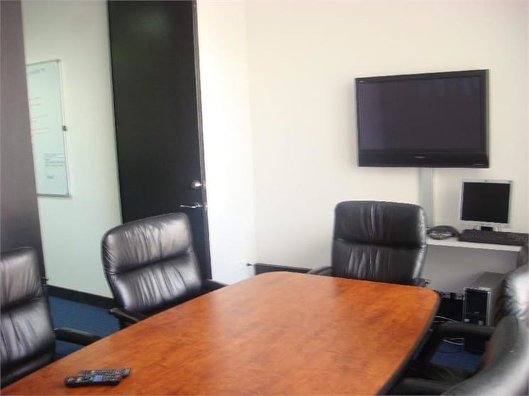 Click to view all images 206 Queensberry Street Carlton VIC 3053 - Image 3