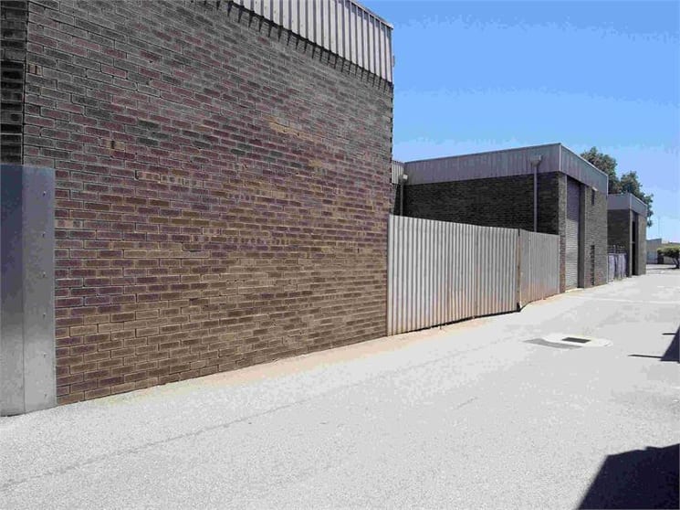 Click to view all images Unit 3/11 Anvil Way Welshpool WA 6106 - Image 3