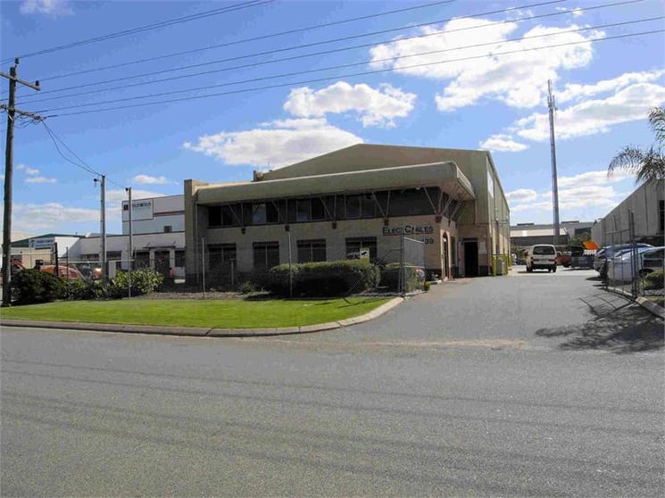 139 Chisholm Crescent Kewdale WA 6105 - Image 1