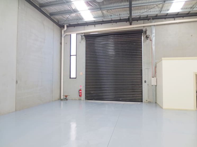 Click to view all images 1 Strezlecki Grove Laverton VIC 3028 - Image 2