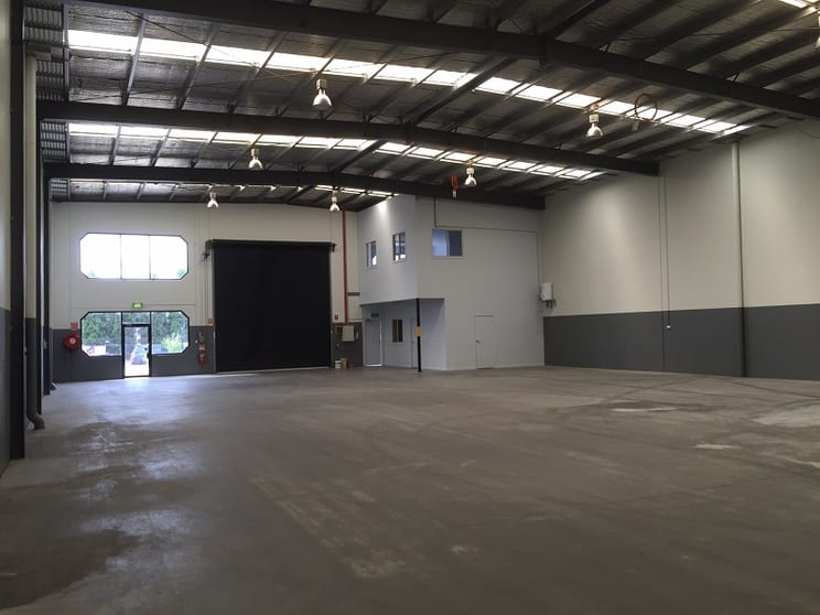Click to view all images 15 Fleet Street Somerton VIC 3062 - Image 2