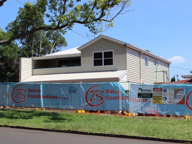Click to view all images Part 1/66 Margaret Street Toowoomba City QLD 4350 - Image 1