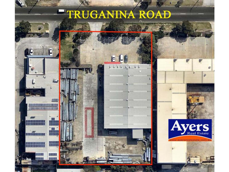 Click to view all images 38 Truganina Road Malaga WA 6090 - Image 3