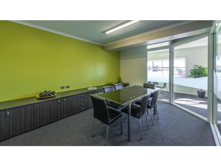 Click to view all images 4/157 Gordon Street Port Macquarie NSW 2444 - Image 3