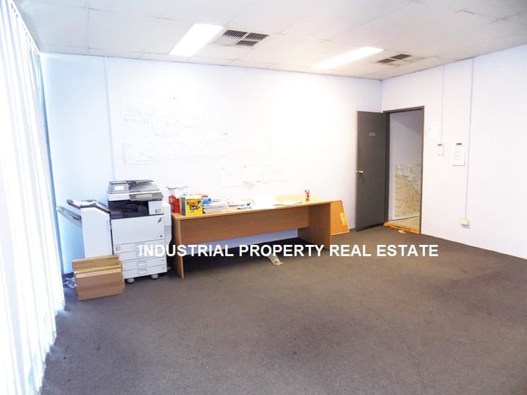 Click to view all images Wetherill Park NSW 2164 - Image 3