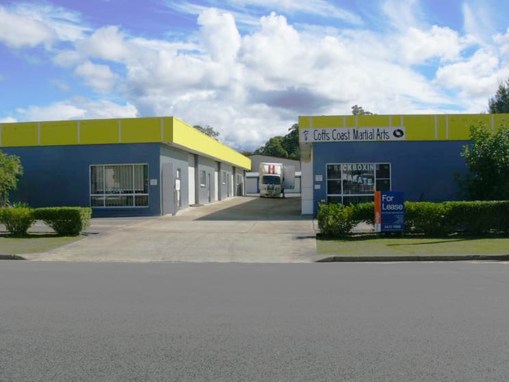 Unit 1/4 Craft Close Toormina NSW 2452 - Image 1