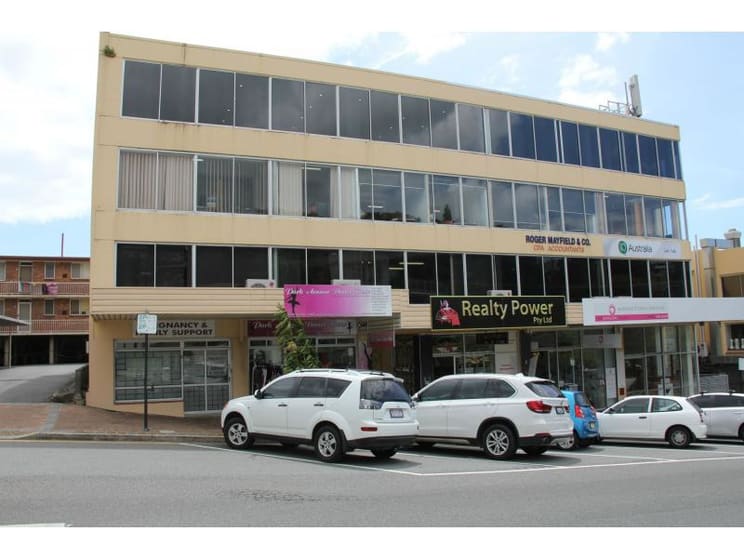 Click to view all images 8/3 Park Avenue Burleigh Heads QLD 4220 - Image 1
