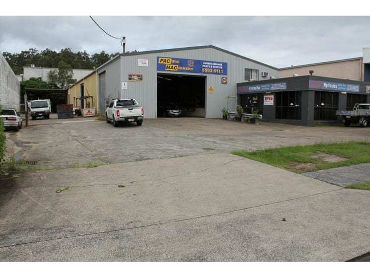 18 Junction Road Burleigh Heads QLD 4220 - Image 1