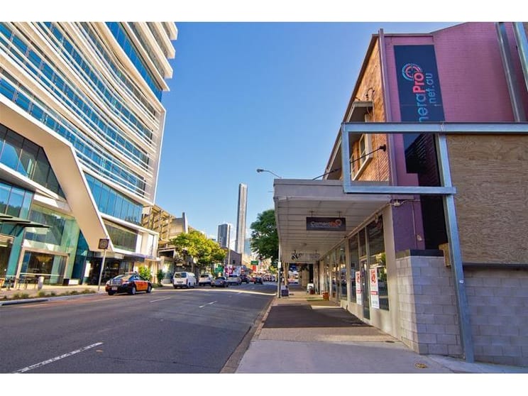 Click to view all images 1/758 Ann Street Fortitude Valley QLD 4006 - Image 3