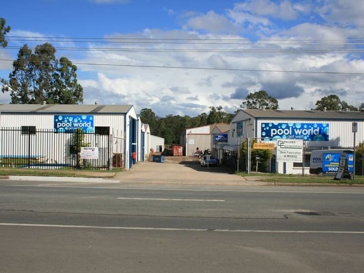 Click to view all images 3B/207 Queens Road Kingston QLD 4114 - Image 1