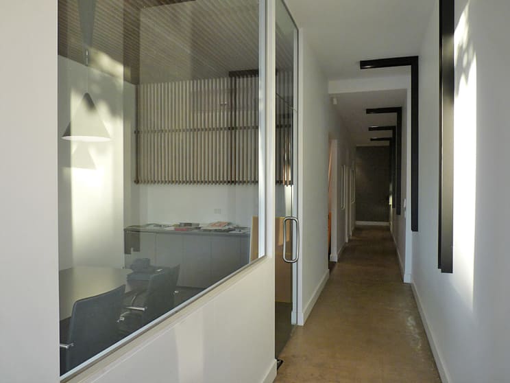 Click to view all images 118 St Kilda Road St Kilda VIC 3182 - Image 2