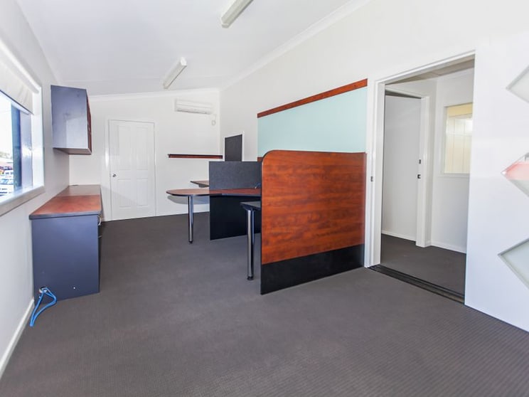 Click to view all images 5/18 Chrome Street Salisbury QLD 4107 - Image 3