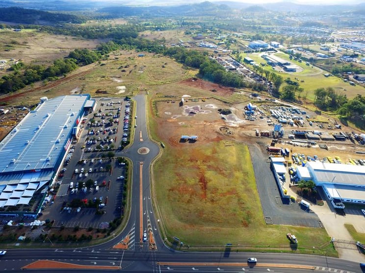 T4/353-359 Anzac Avenue (Cnr Carrel Dr & Anzac Ave) Harristown QLD 4350 - Image 2