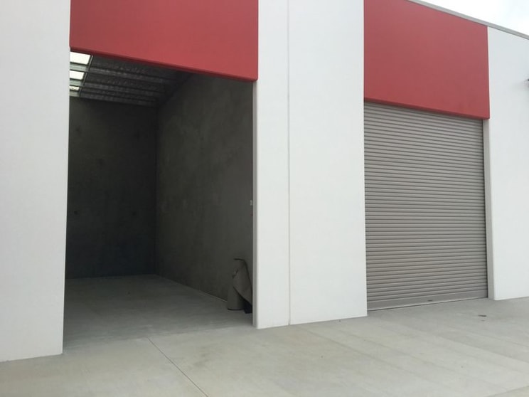 Click to view all images Shed 14 & /21 Middle Road Hillcrest QLD 4118 - Image 1