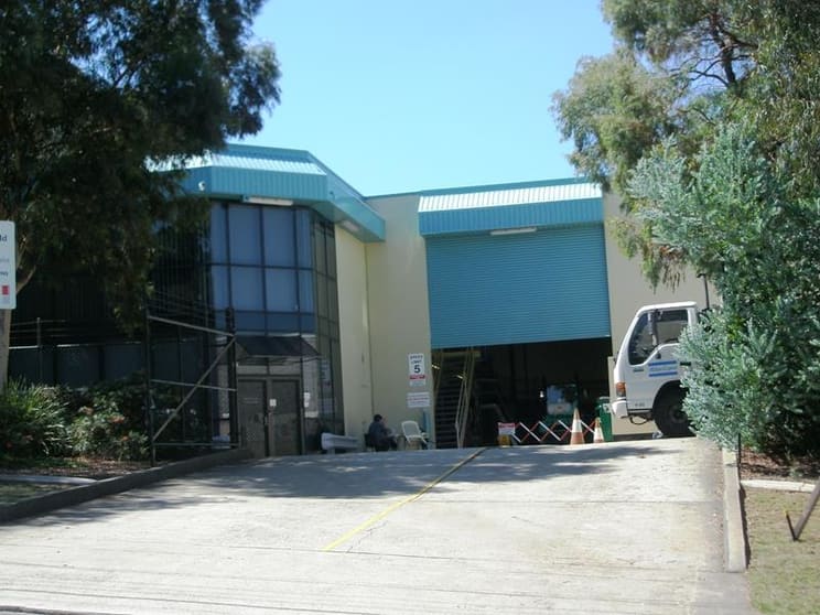 Click to view all images Wetherill Park NSW 2164 - Image 2